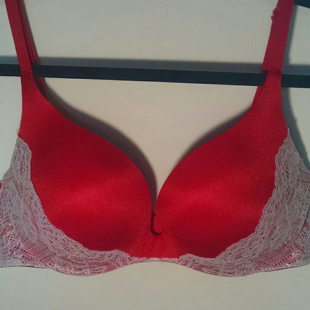 Victoria's Secret Push Up Bra